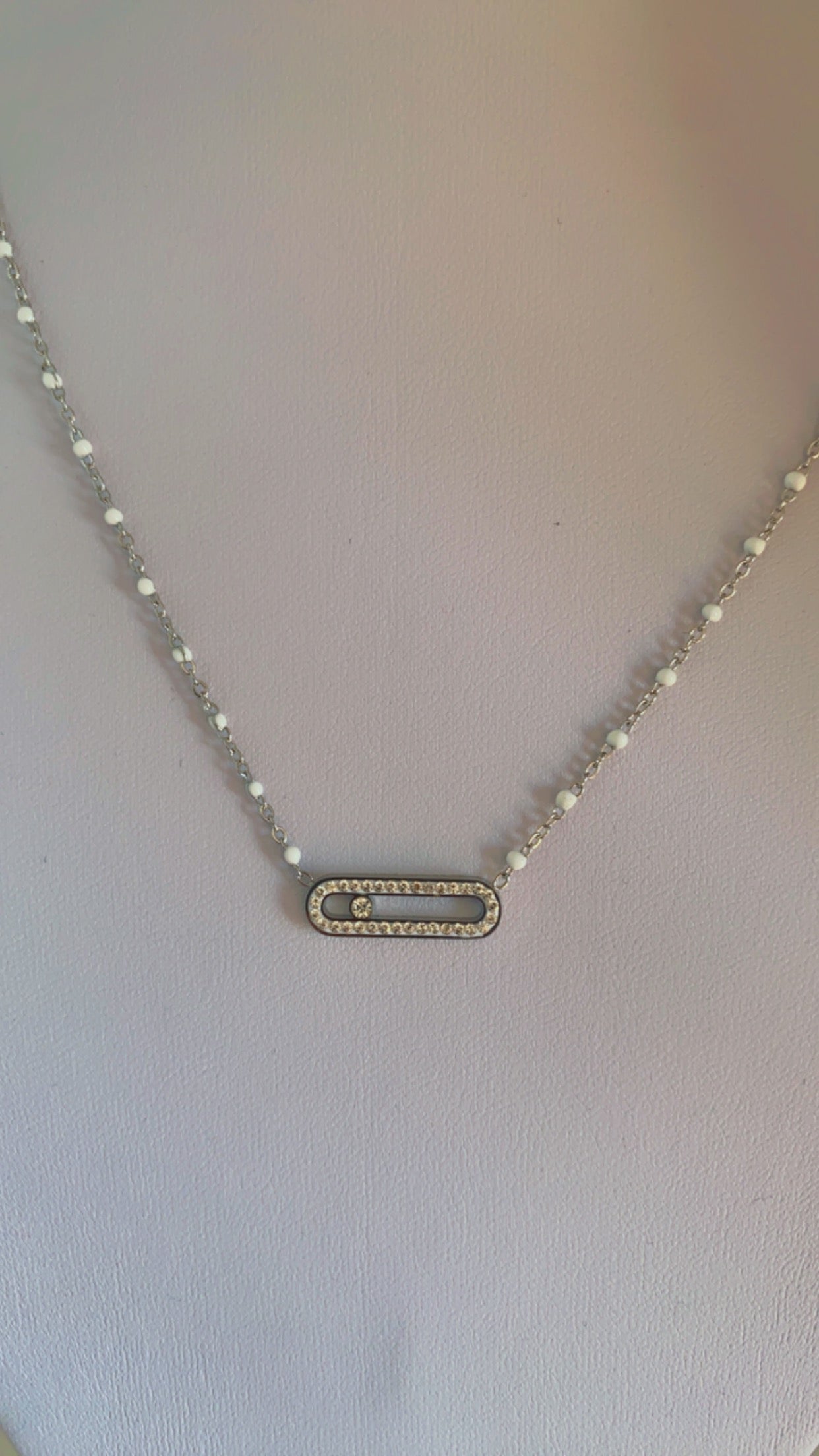 Collier - Camélia